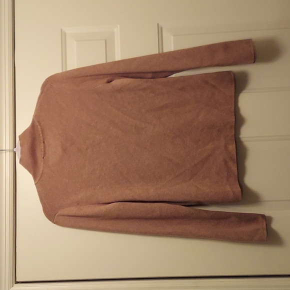 Women's Investments top. - Picture 5 of 5